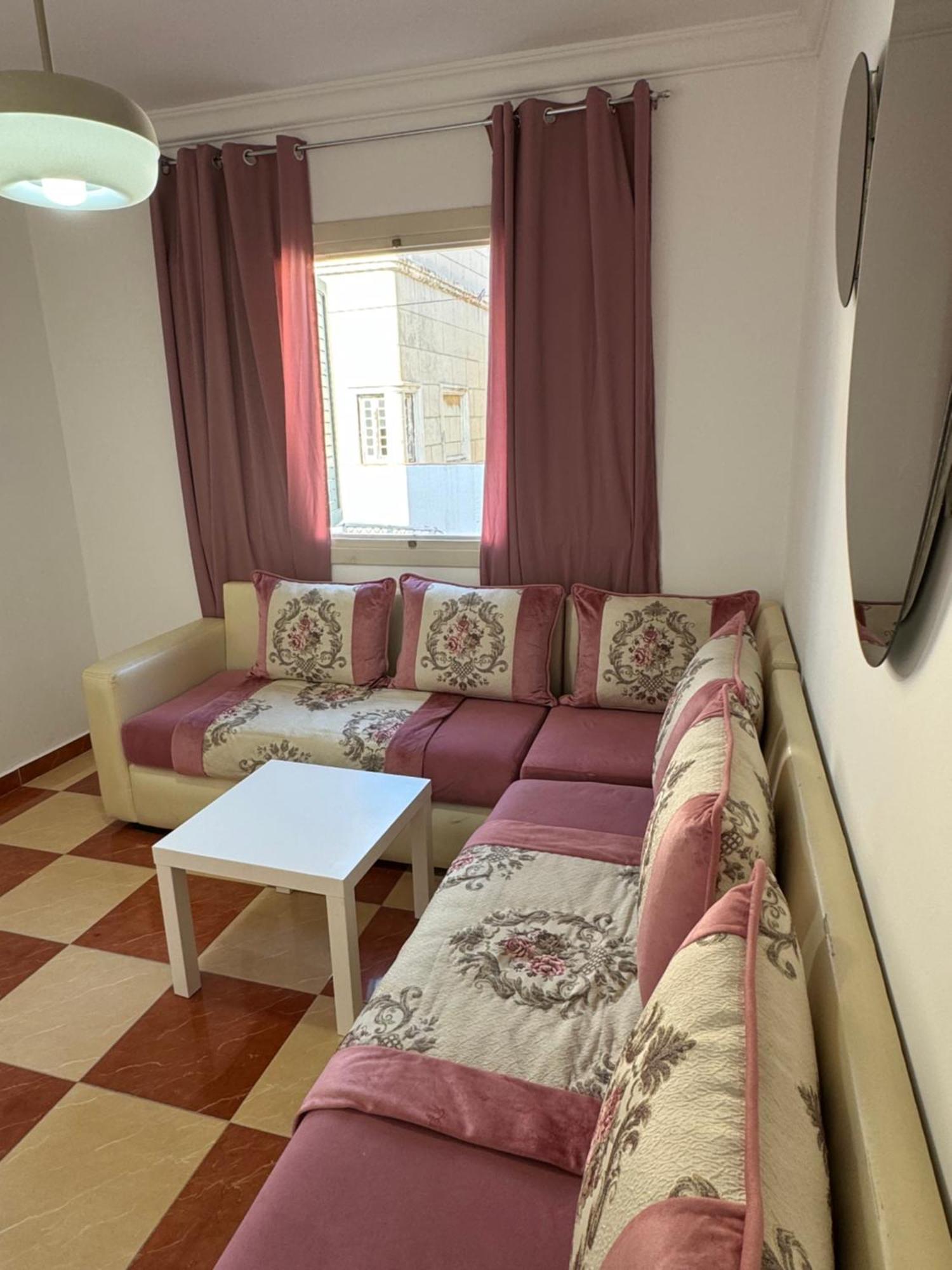 Joli Appart Avec Terrasse Au Centre Ville Tétouan Exterior foto