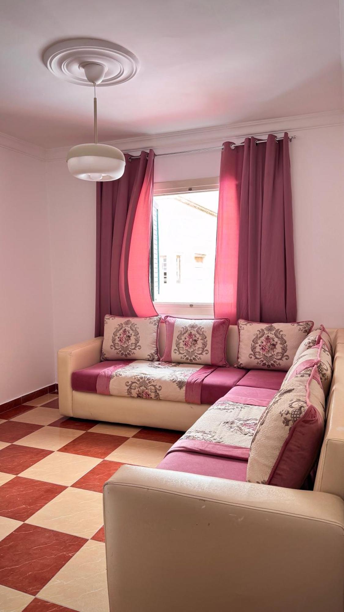 Joli Appart Avec Terrasse Au Centre Ville Tétouan Exterior foto
